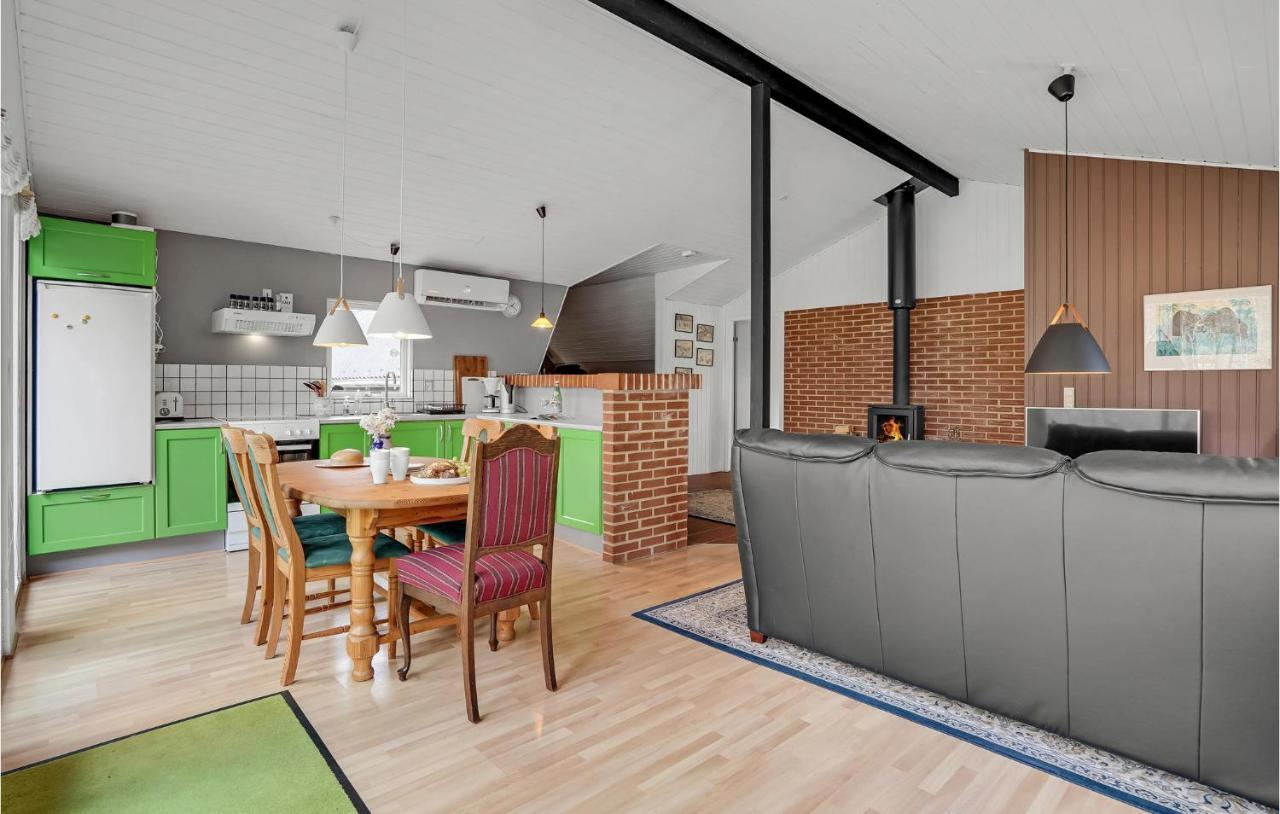 Beautiful Home In Herning With Kitchen ภายนอก รูปภาพ