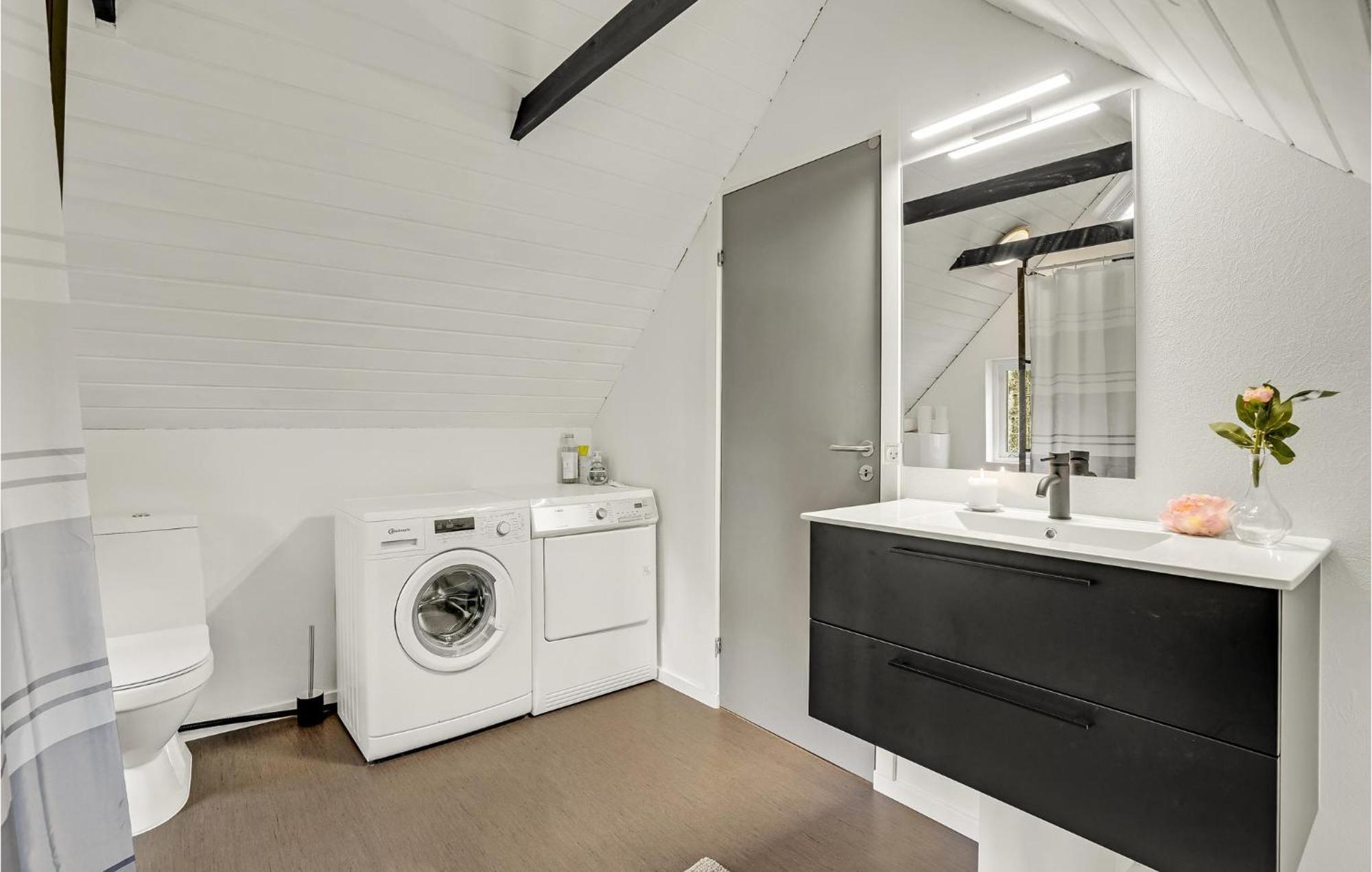 Beautiful Home In Herning With Kitchen ภายนอก รูปภาพ