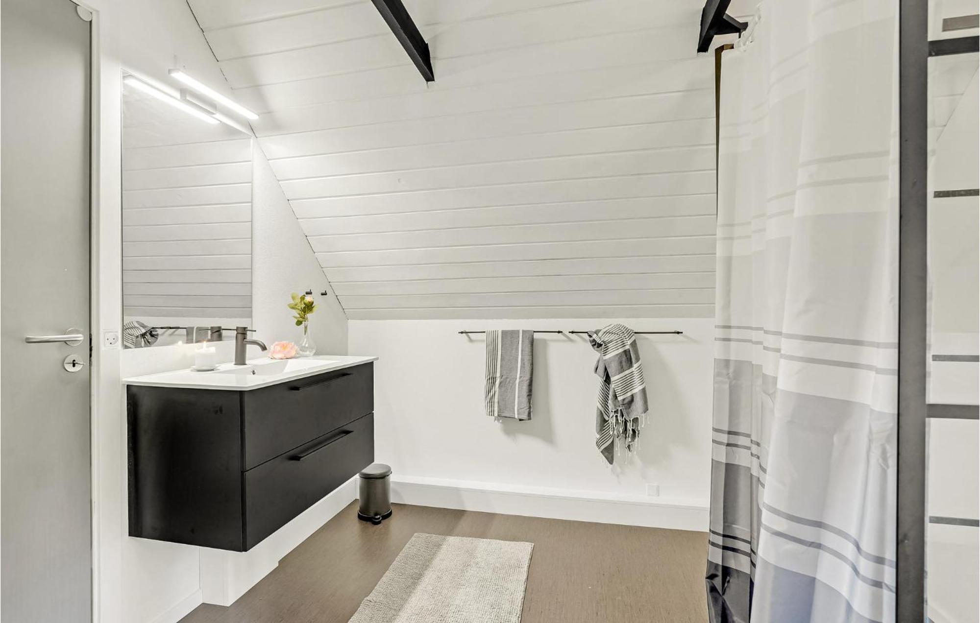 Beautiful Home In Herning With Kitchen ภายนอก รูปภาพ